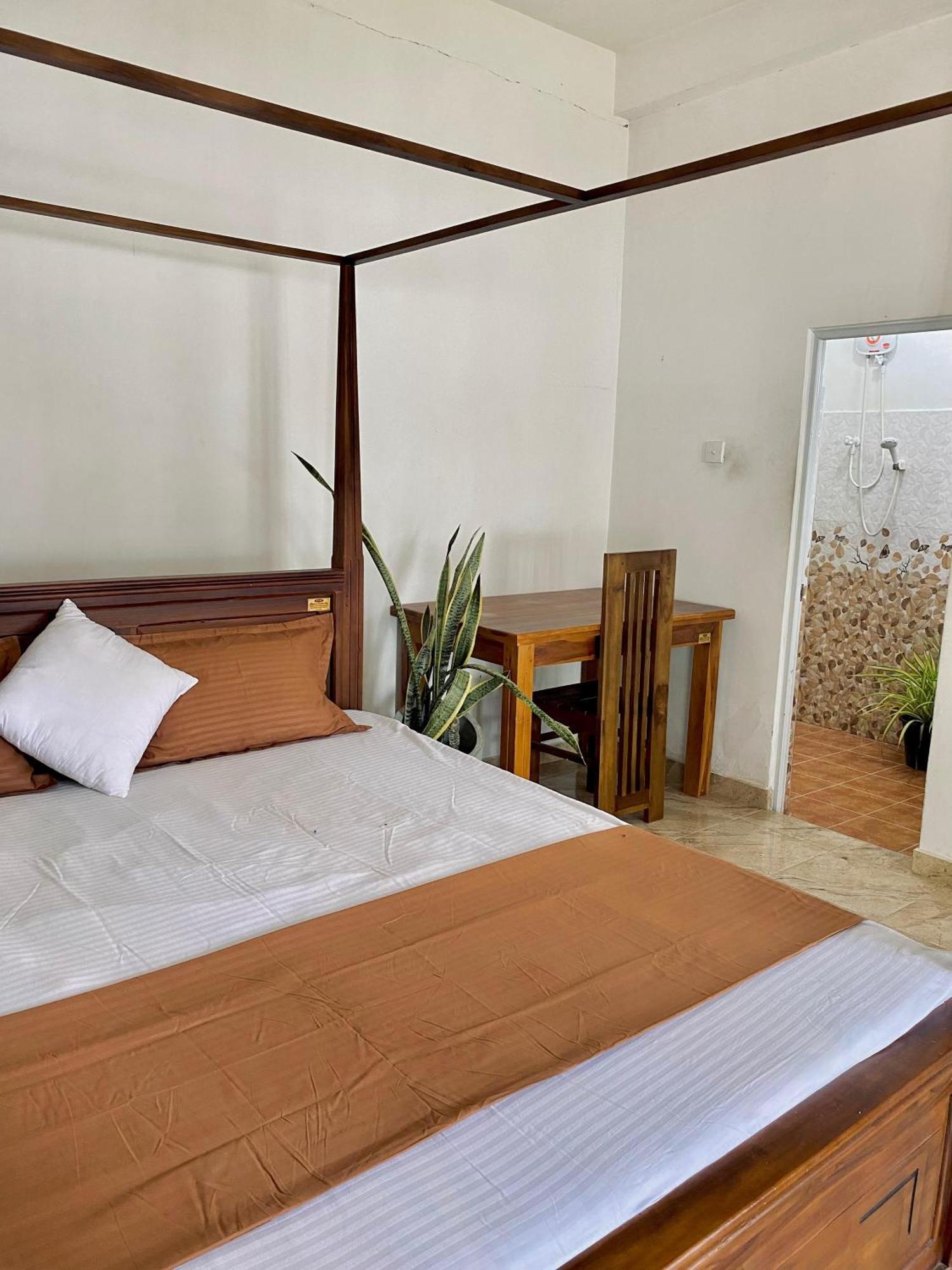 Sasmika Villa Surf And Yoga Hostel Weligama Kültér fotó