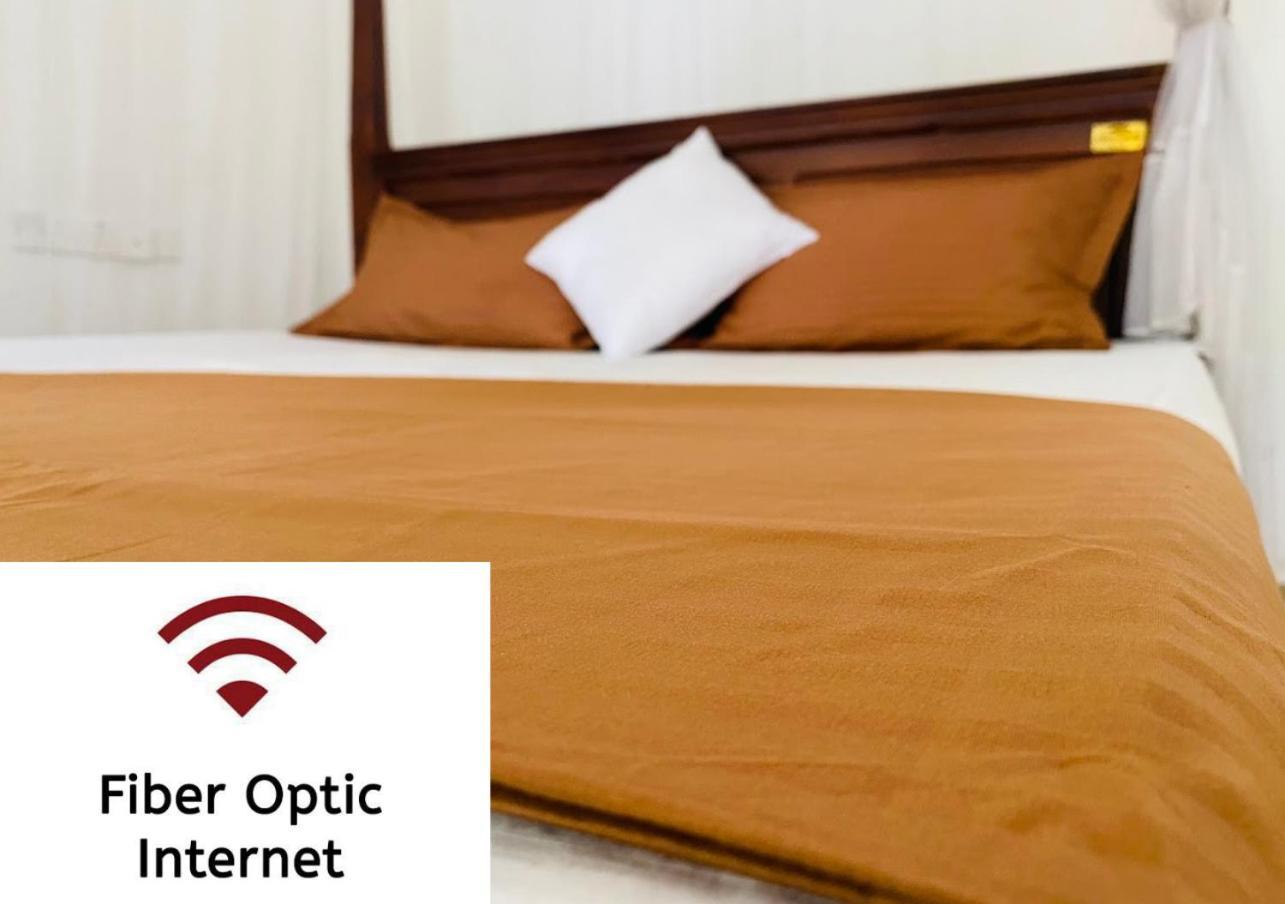 Sasmika Villa Surf And Yoga Hostel Weligama Kültér fotó